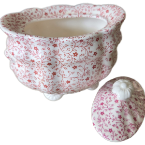 Petite boîte "motif rouge"
