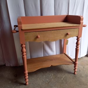 Table de toilette "vieux rose"